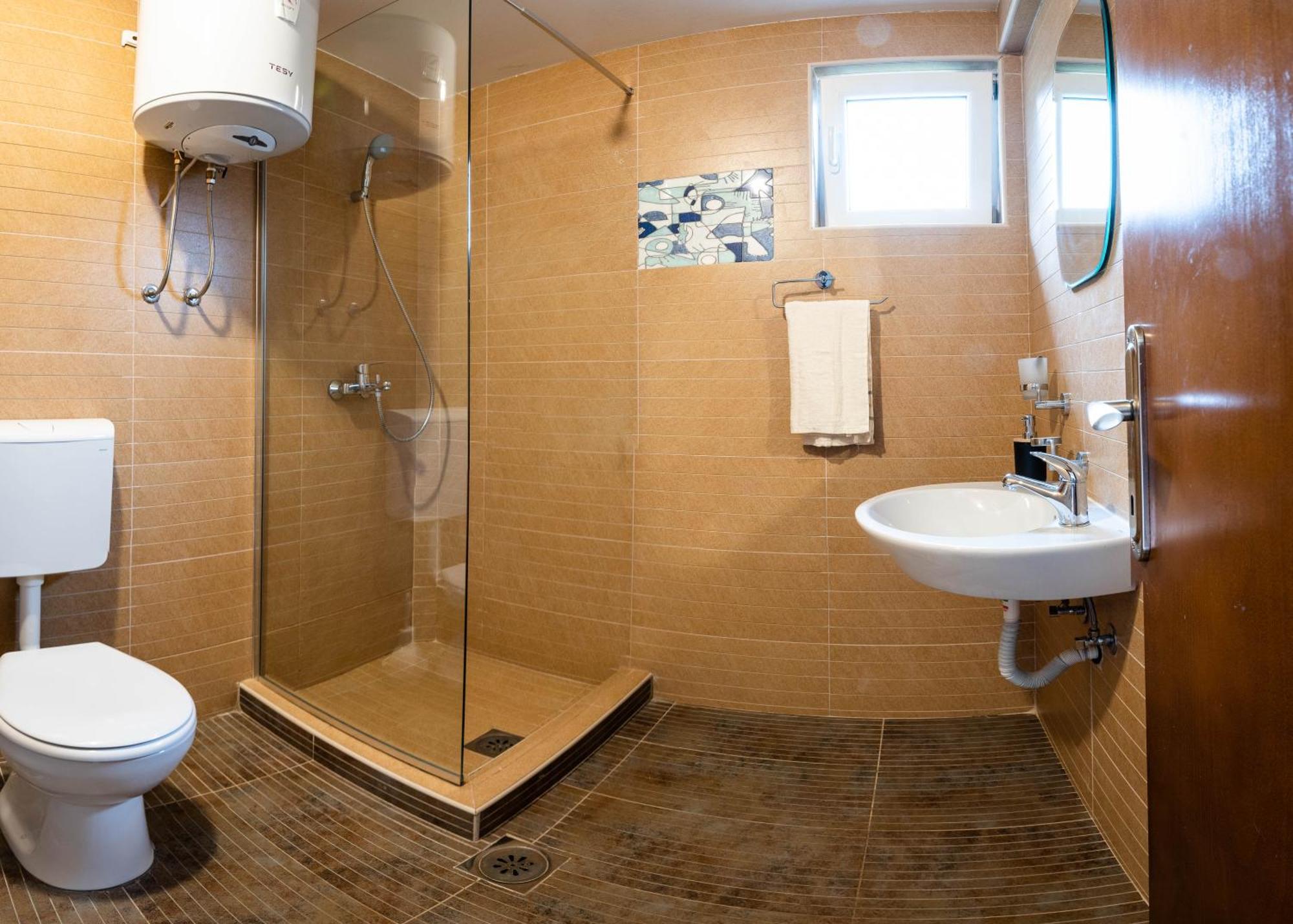 Studio Apartment Cudo Nevidjeno Karuc 외부 사진
